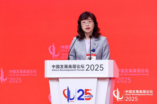 万隆优配 进出口银行王春英：推动制度型开放行稳致远，将防范风险摆在重要位置